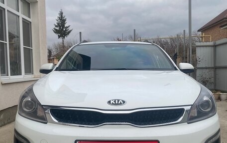 KIA Rio IV, 2020 год, 1 630 000 рублей, 1 фотография