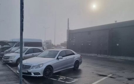 Mercedes-Benz E-Класс, 2012 год, 1 580 000 рублей, 1 фотография