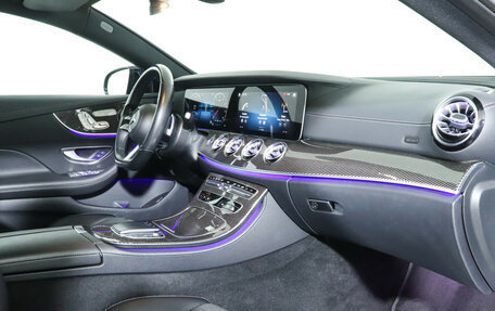 Mercedes-Benz E-Класс, 2020 год, 6 300 000 рублей, 9 фотография