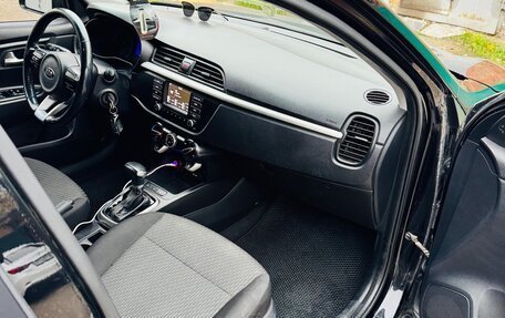 KIA Rio IV, 2018 год, 1 300 000 рублей, 8 фотография