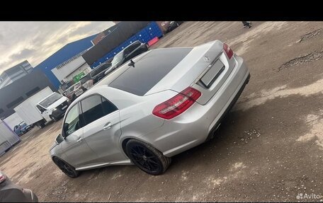 Mercedes-Benz E-Класс, 2012 год, 1 580 000 рублей, 3 фотография