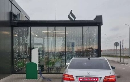 Mercedes-Benz E-Класс, 2012 год, 1 580 000 рублей, 2 фотография