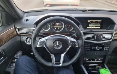 Mercedes-Benz E-Класс, 2012 год, 1 580 000 рублей, 5 фотография