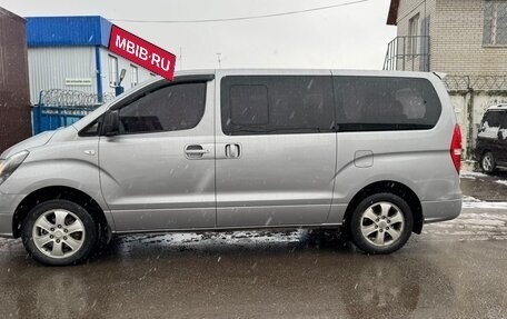 Hyundai Grand Starex Grand Starex I рестайлинг 2, 2014 год, 2 089 000 рублей, 8 фотография