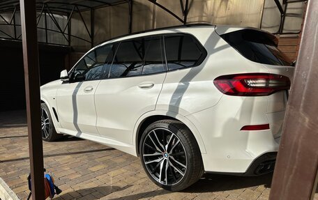 BMW X5, 2020 год, 9 000 000 рублей, 1 фотография