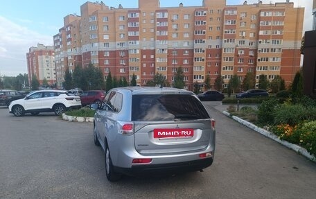 Mitsubishi Outlander III рестайлинг 3, 2012 год, 1 170 000 рублей, 4 фотография