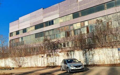 Renault Logan II, 2017 год, 450 000 рублей, 2 фотография