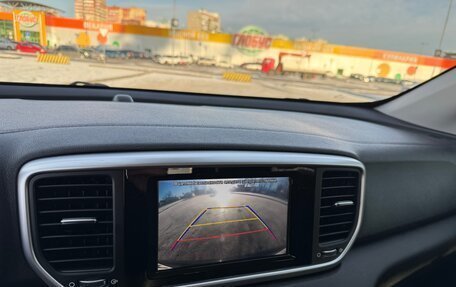 KIA Sportage IV рестайлинг, 2018 год, 2 090 000 рублей, 17 фотография