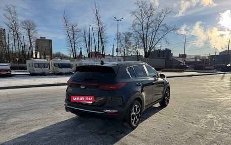 KIA Sportage IV рестайлинг, 2018 год, 2 090 000 рублей, 5 фотография
