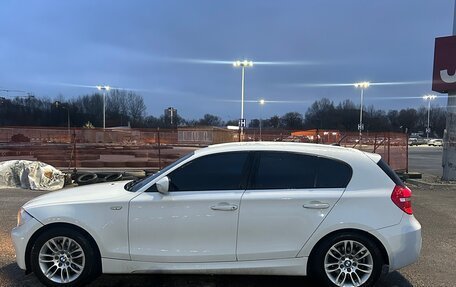 BMW 1 серия, 2011 год, 1 050 000 рублей, 3 фотография