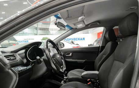 KIA Rio III рестайлинг, 2016 год, 750 000 рублей, 20 фотография