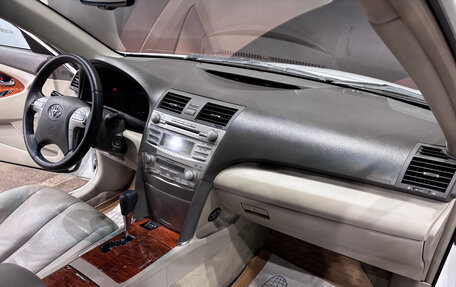 Toyota Camry, 2010 год, 1 350 000 рублей, 9 фотография