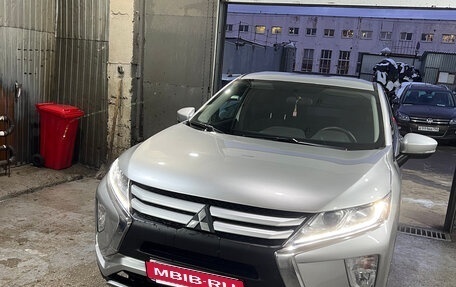 Mitsubishi Eclipse Cross, 2020 год, 2 100 000 рублей, 2 фотография