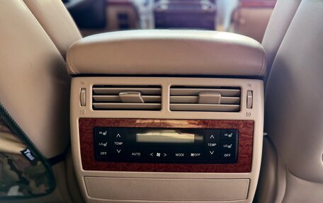 Toyota Land Cruiser 200, 2012 год, 4 500 000 рублей, 29 фотография