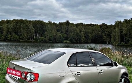 Volkswagen Jetta VI, 2008 год, 690 000 рублей, 3 фотография