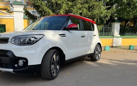 KIA Soul II рестайлинг, 2018 год, 1 590 000 рублей, 2 фотография