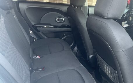 KIA Soul II рестайлинг, 2018 год, 1 590 000 рублей, 9 фотография