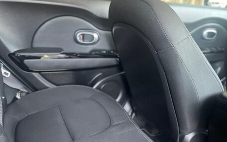 KIA Soul II рестайлинг, 2018 год, 1 590 000 рублей, 10 фотография