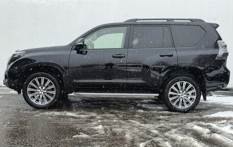 Toyota Land Cruiser Prado 150 рестайлинг 2, 2017 год, 4 800 000 рублей, 8 фотография