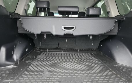 Toyota Land Cruiser Prado 150 рестайлинг 2, 2017 год, 4 800 000 рублей, 19 фотография