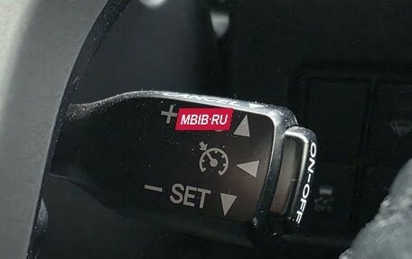 Toyota Land Cruiser Prado 150 рестайлинг 2, 2017 год, 4 800 000 рублей, 17 фотография