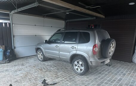 Chevrolet Niva I рестайлинг, 2012 год, 350 000 рублей, 2 фотография