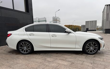 BMW 3 серия, 2019 год, 3 950 000 рублей, 16 фотография