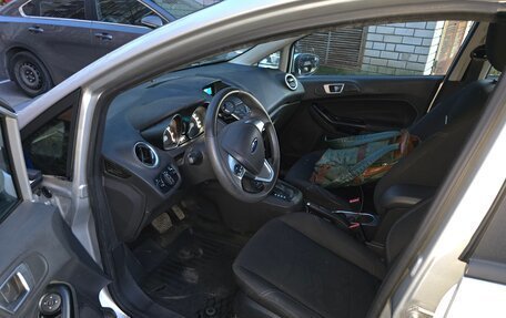 Ford Fiesta, 2015 год, 870 000 рублей, 7 фотография