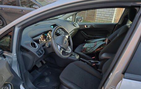 Ford Fiesta, 2015 год, 870 000 рублей, 13 фотография