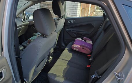 Ford Fiesta, 2015 год, 870 000 рублей, 14 фотография