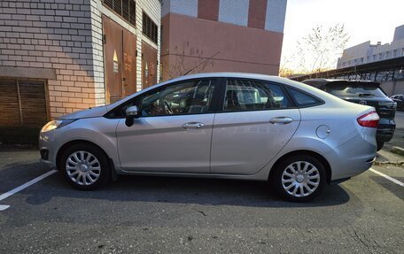 Ford Fiesta, 2015 год, 870 000 рублей, 10 фотография