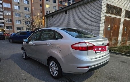 Ford Fiesta, 2015 год, 870 000 рублей, 6 фотография