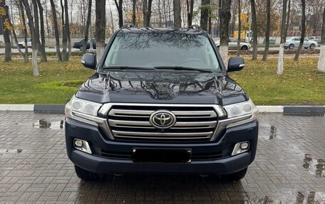 Toyota Land Cruiser 200, 2016 год, 5 000 000 рублей, 2 фотография