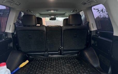 Toyota Land Cruiser 200, 2016 год, 5 000 000 рублей, 4 фотография