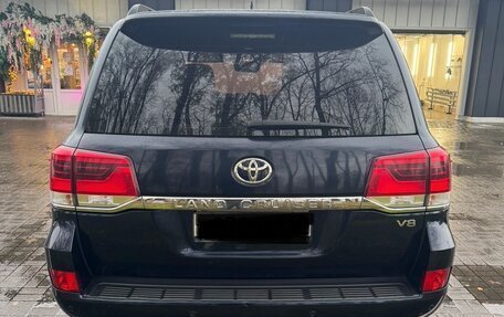 Toyota Land Cruiser 200, 2016 год, 5 000 000 рублей, 3 фотография