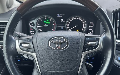 Toyota Land Cruiser 200, 2016 год, 5 000 000 рублей, 8 фотография