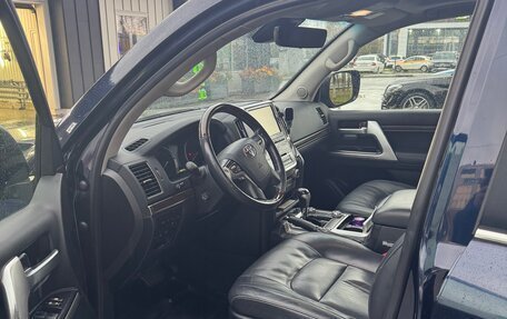 Toyota Land Cruiser 200, 2016 год, 5 000 000 рублей, 10 фотография