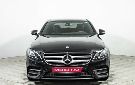 Mercedes-Benz E-Класс, 2019 год, 3 350 000 рублей, 2 фотография