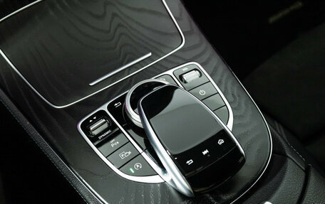 Mercedes-Benz E-Класс, 2019 год, 3 350 000 рублей, 23 фотография