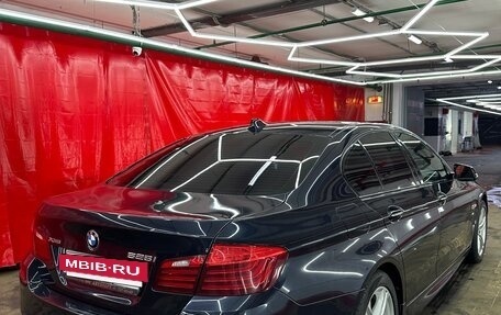 BMW 5 серия, 2014 год, 2 150 000 рублей, 4 фотография