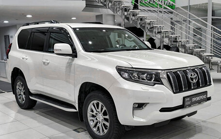 Toyota Land Cruiser Prado 150 рестайлинг 2, 2018 год, 4 995 000 рублей, 3 фотография