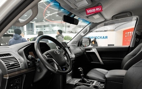 Toyota Land Cruiser Prado 150 рестайлинг 2, 2018 год, 4 995 000 рублей, 20 фотография