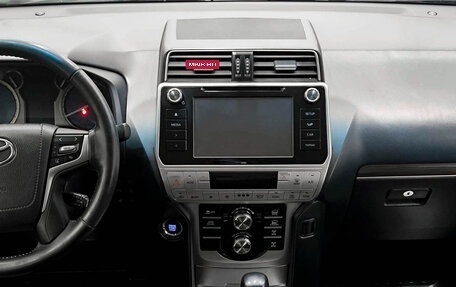 Toyota Land Cruiser Prado 150 рестайлинг 2, 2018 год, 4 995 000 рублей, 18 фотография