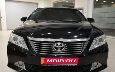 Toyota Camry, 2012 год, 1 880 000 рублей, 2 фотография