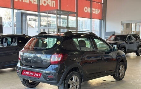 Renault Sandero II рестайлинг, 2016 год, 812 000 рублей, 3 фотография