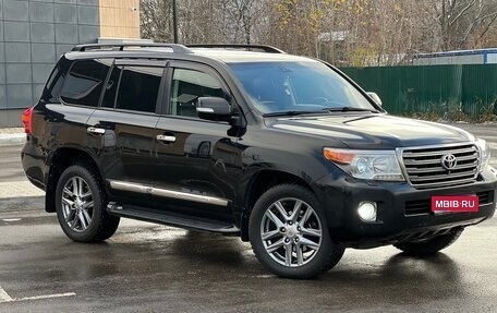 Toyota Land Cruiser 200, 2014 год, 3 550 000 рублей, 1 фотография