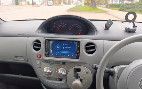 Toyota Sienta I, 2010 год, 699 000 рублей, 9 фотография