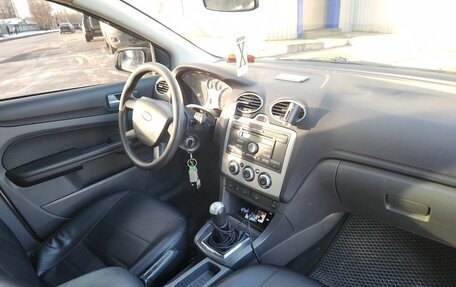 Ford Focus II рестайлинг, 2006 год, 490 000 рублей, 16 фотография