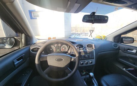 Ford Focus II рестайлинг, 2006 год, 490 000 рублей, 17 фотография