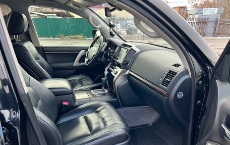 Toyota Land Cruiser 200, 2014 год, 3 550 000 рублей, 8 фотография